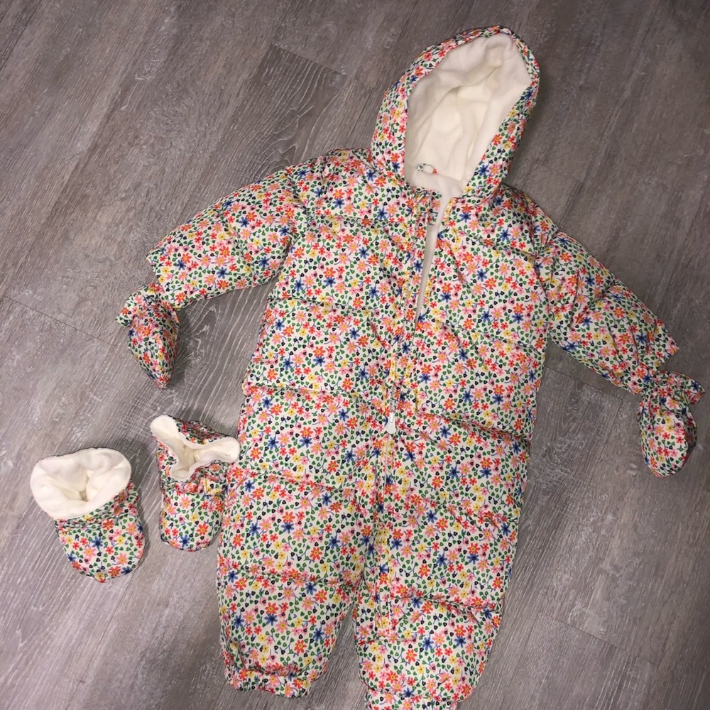 Baby Gap 12-18m Snow Suit